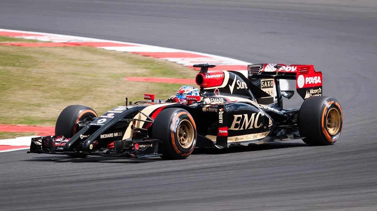 Lotus E22