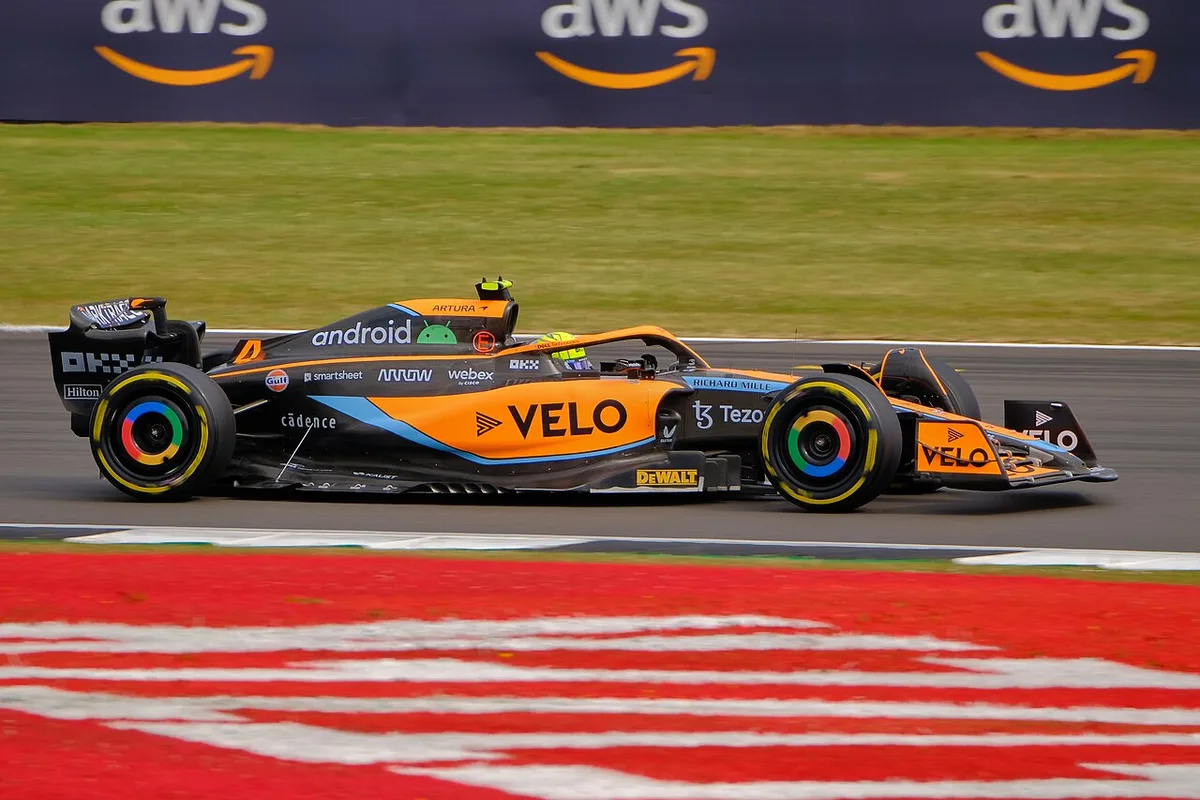 McLaren MCL36