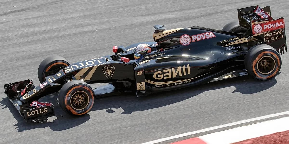 Lotus E23 Hybrid