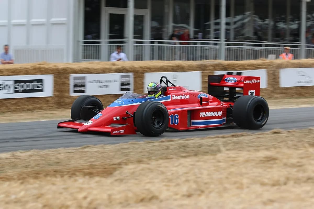 Lola THL2