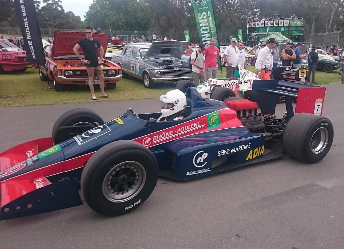 Lola LC87