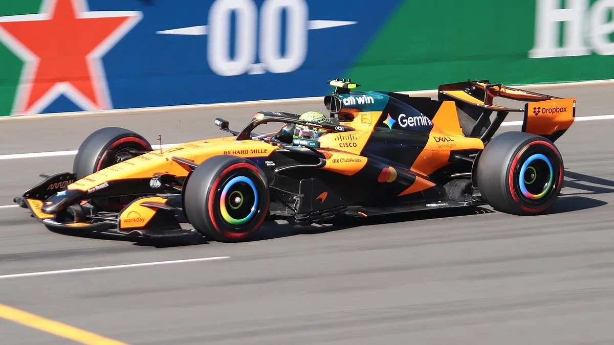 McLaren MCL40