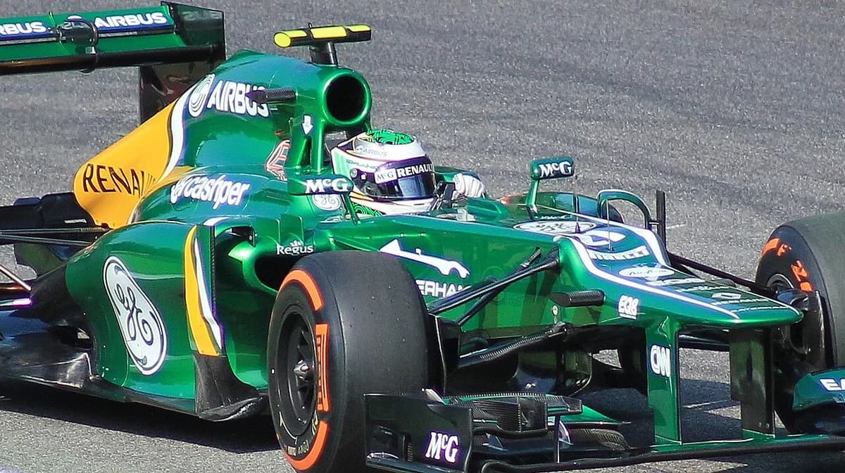 Caterham CT03