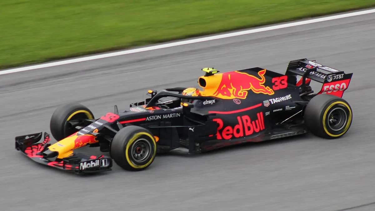 Red Bull RB14