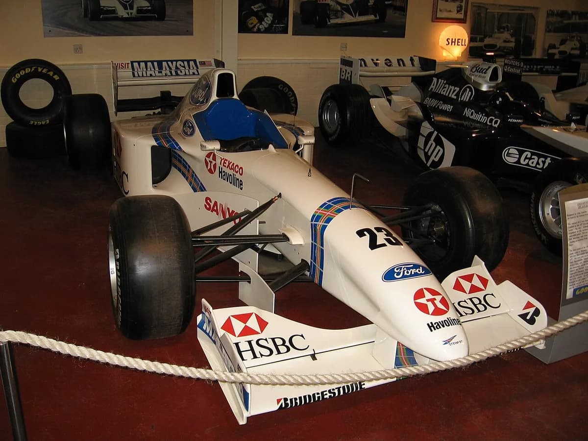 Stewart SF01