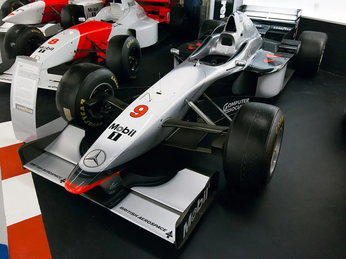 McLaren MP4/12