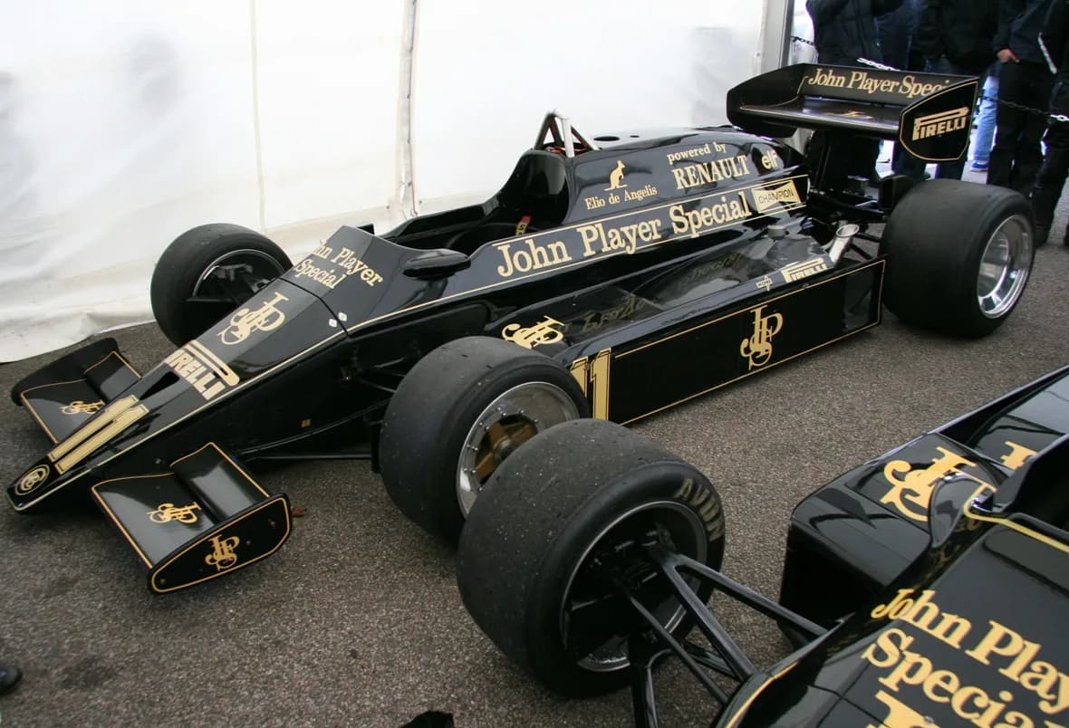 Lotus 93T