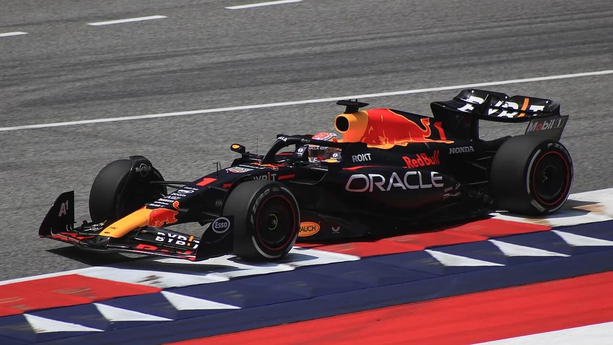 Red Bull RB19