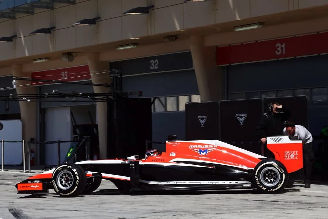 Marussia MR03B